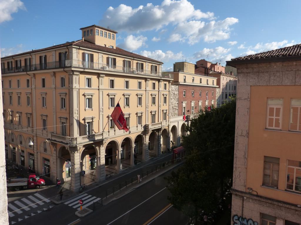 Residenza Piazza Dei Martiri 8 Apartment Болоня Екстериор снимка
