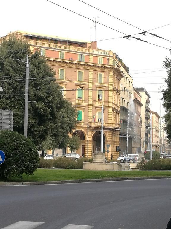 Residenza Piazza Dei Martiri 8 Apartment Болоня Екстериор снимка